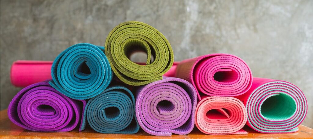 how to choose a yoga mat